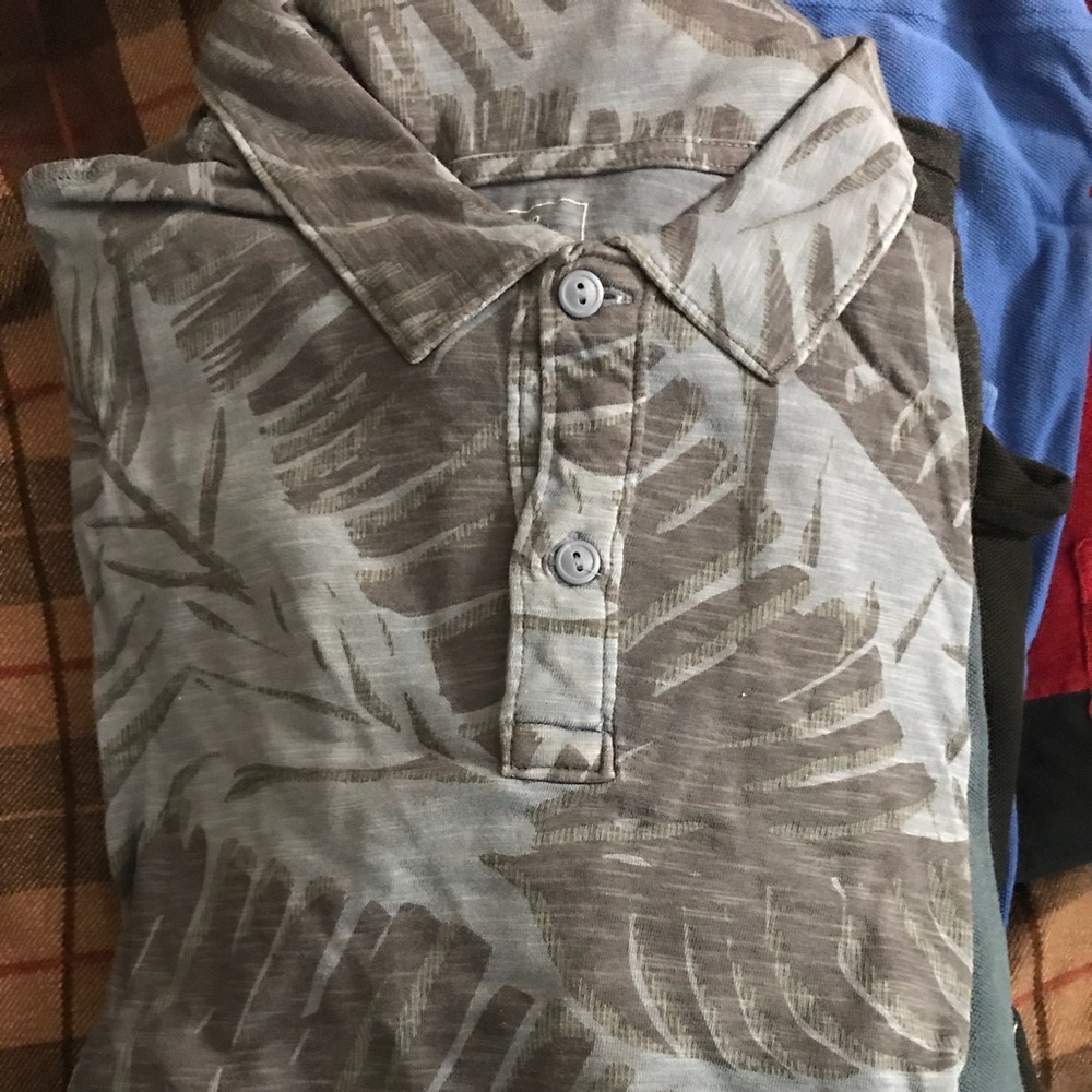 Gap polo size l